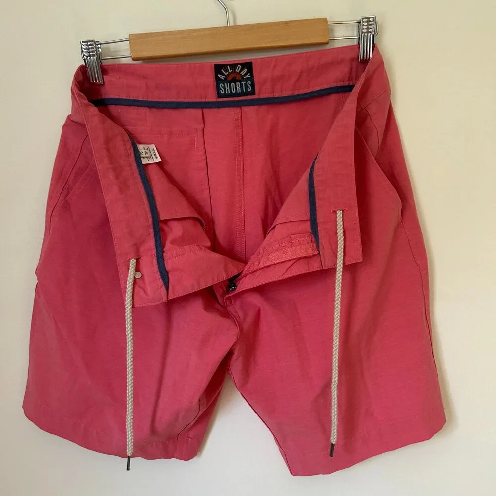Faherty All Day Shorts - 32 waist, 7 in length, Nantucket Red color